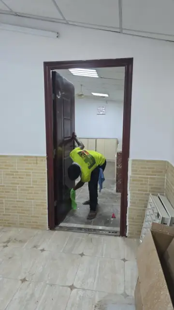 Detailed door and interior deep clean before move-out in Muscat