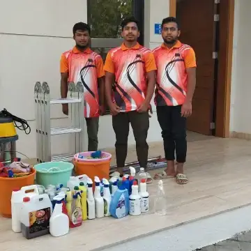 Muscat Shine Clear technician with professional cleaning equipment